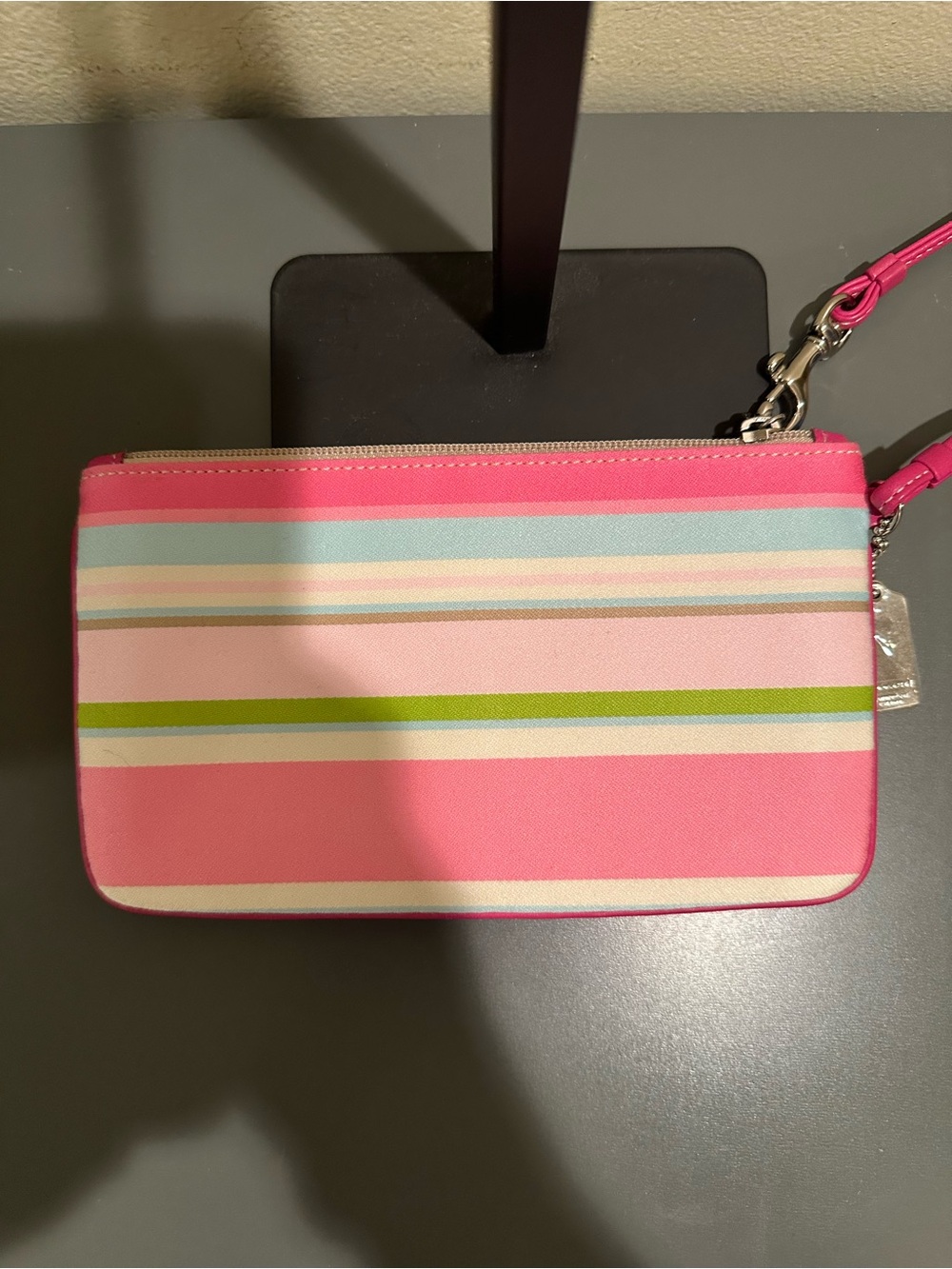 Coach Vintage Y2K SoHo multicolored stripe Pink Leather Trim wristlet - Picture 8 of 11
